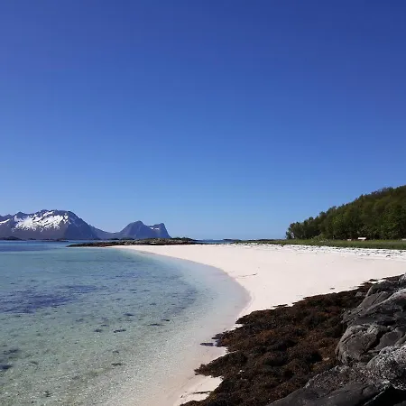 מלון Skagi Bed & *